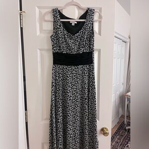 Dressbarn Black and White Leaf Print Midi Dress